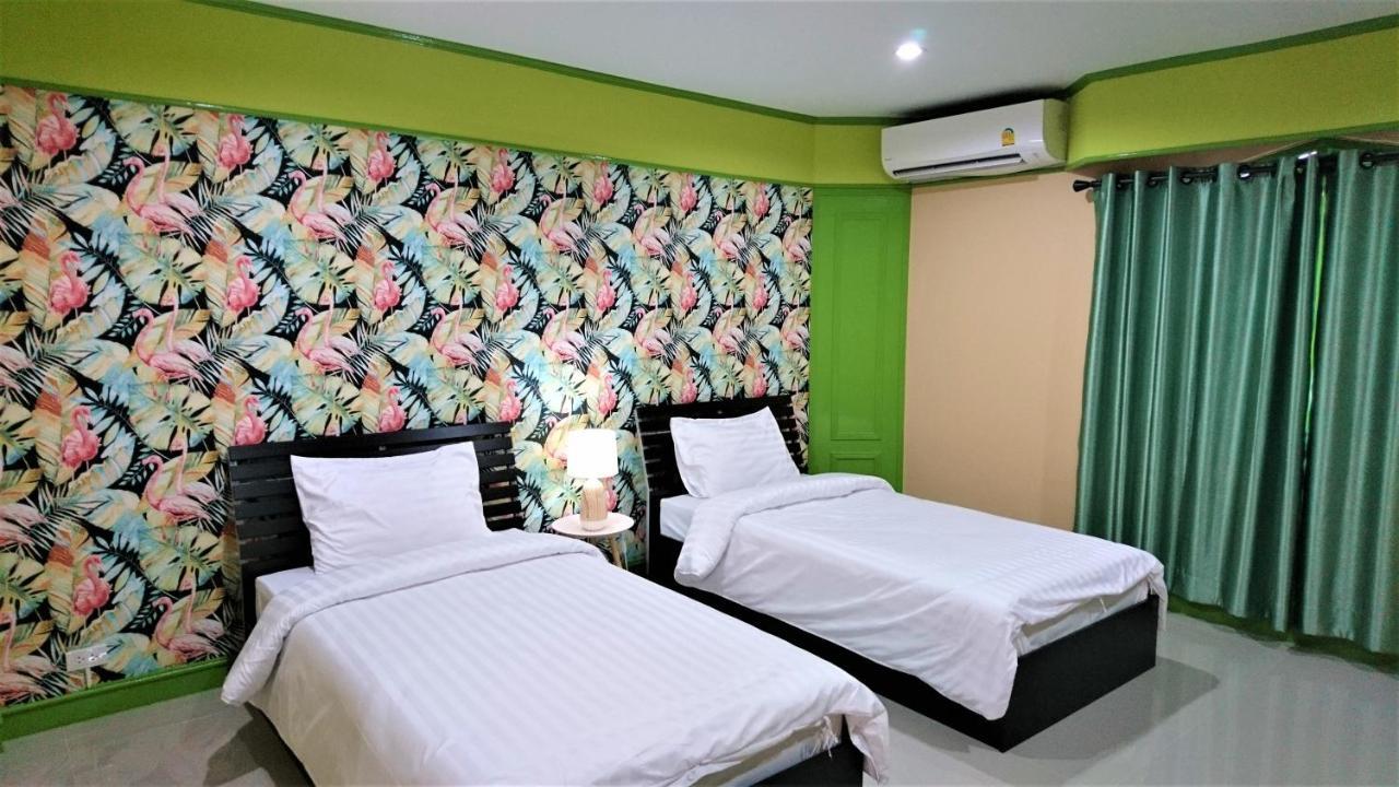 โรงแรมเมืองเพรียวอินน์ Mueang Phriao Inn Hotel Sara Buri エクステリア 写真